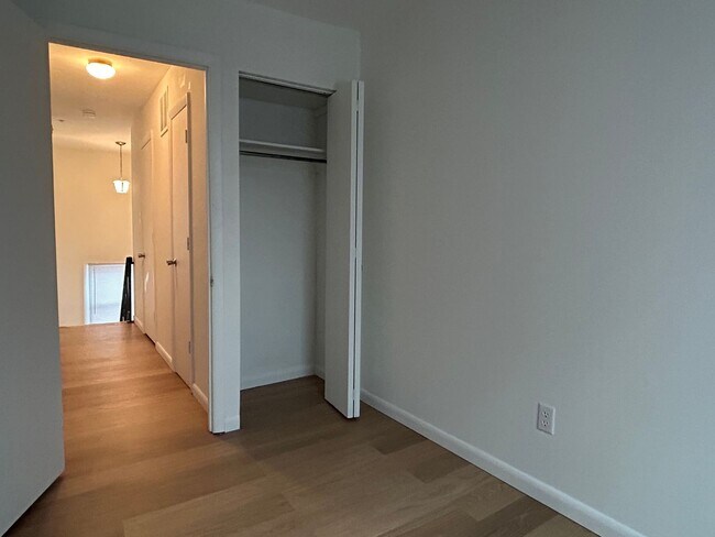 Building Photo - 216 Whitherspoon Ln