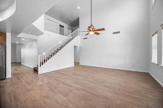 Building Photo - 10463 E Olla Ave