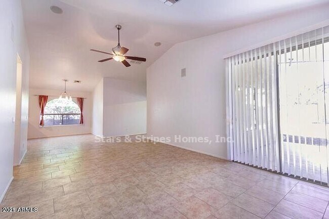 Building Photo - SPACIOUS SWEET HOME