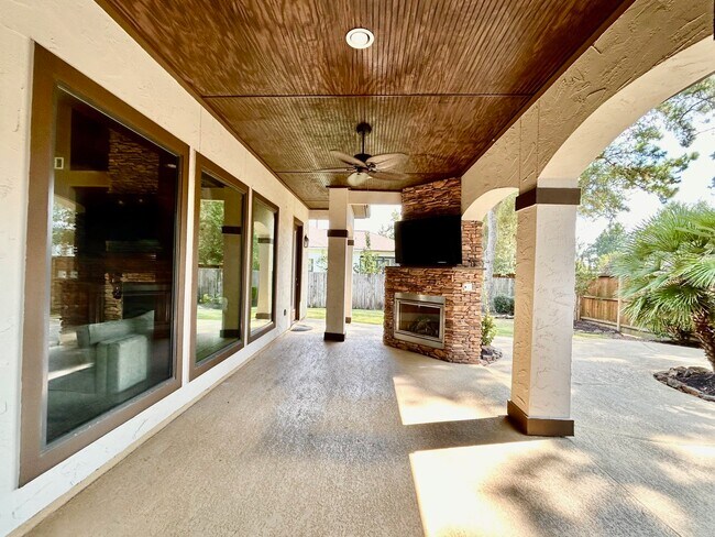 Building Photo - 7511 Raes Creek Dr
