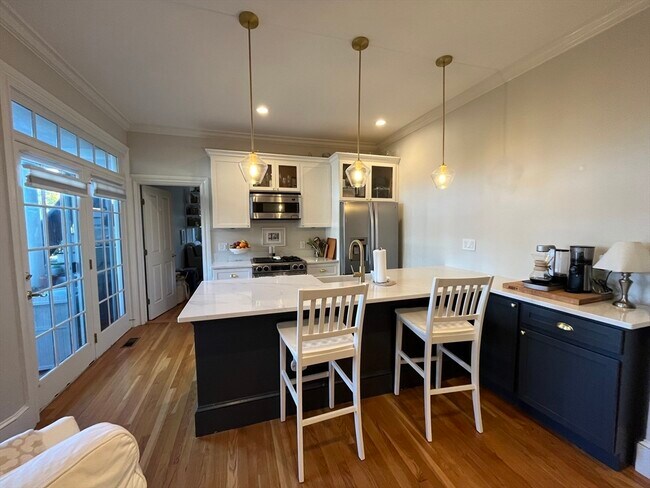 Building Photo - 21 Prospect St