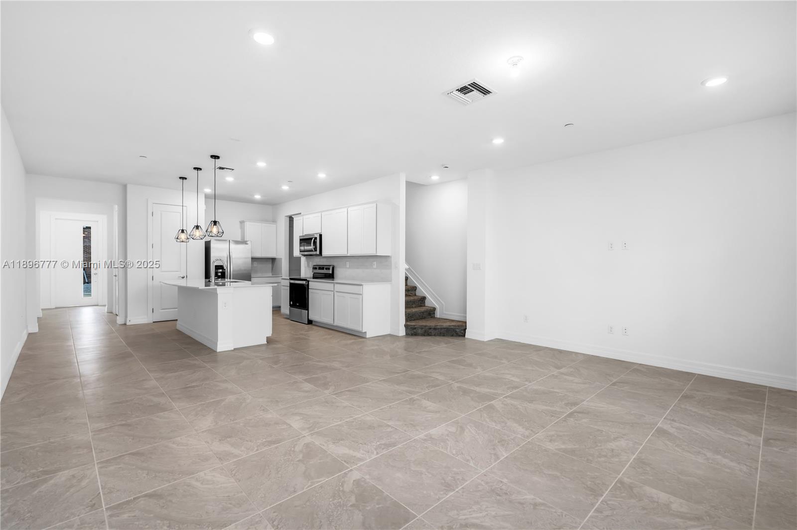 Building Photo - 8356 NW 7th Pl