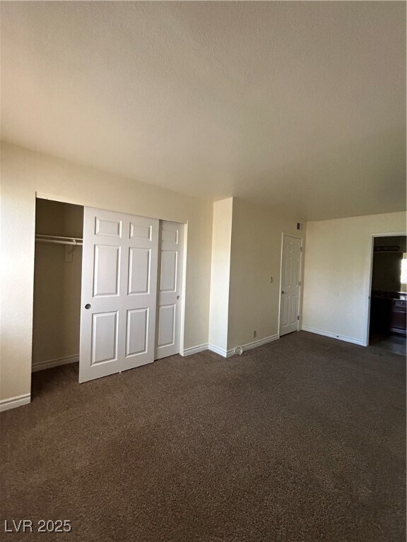Building Photo - 5278 River Glen Dr