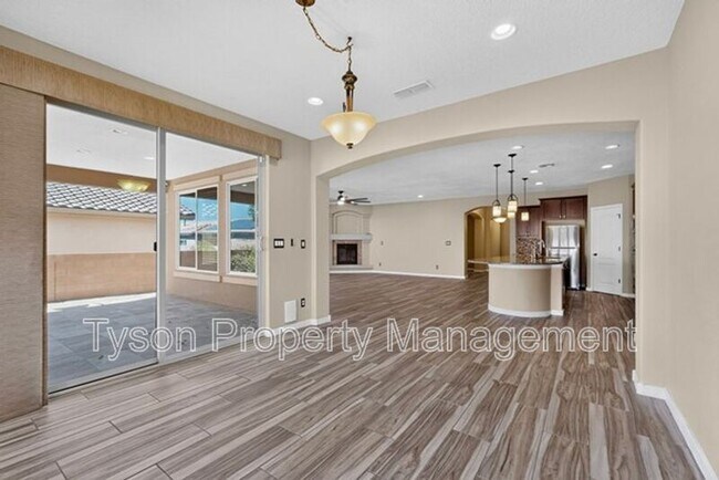 Building Photo - 8727 Placitas Roca Rd