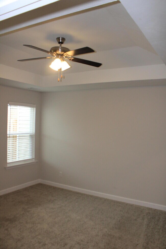 Building Photo - 8116 Bannock Cir