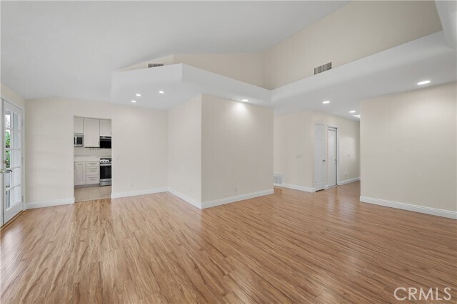 Building Photo - 2371 Northpark St