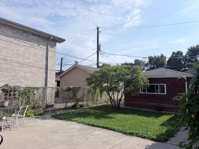 Building Photo - 3619 S Rockwell St