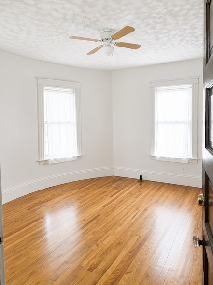 Bedroom 1 - 98 Dana Ave