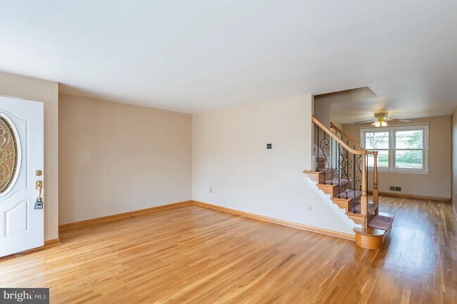 Building Photo - 8551 Harris Ave