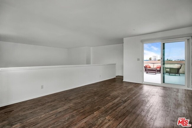 Building Photo - 30 Driftwood St