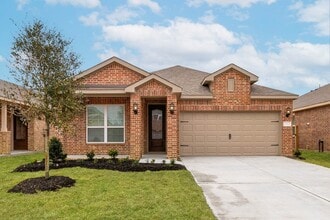 Building Photo - 1110 Whispering Winds Dr