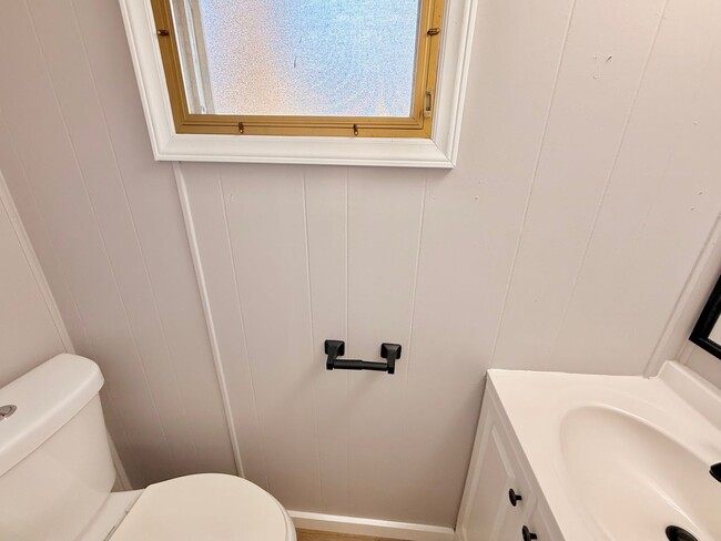 Building Photo - Welcome Home!