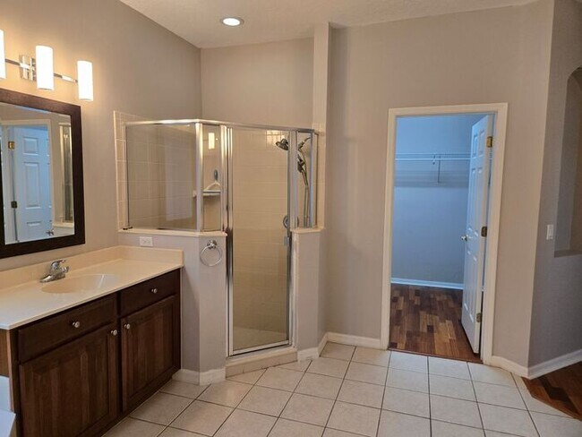 Building Photo - Beautiful 4 Bed 3 Bath Home in Sanford!