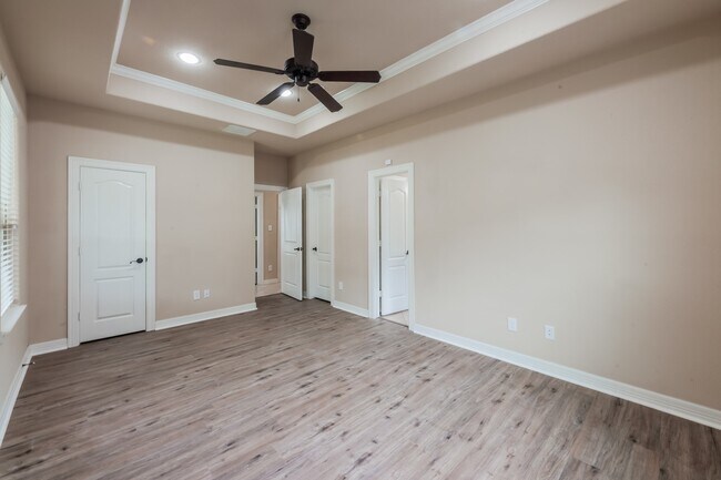 Building Photo - 23733 Briar Tree Dr