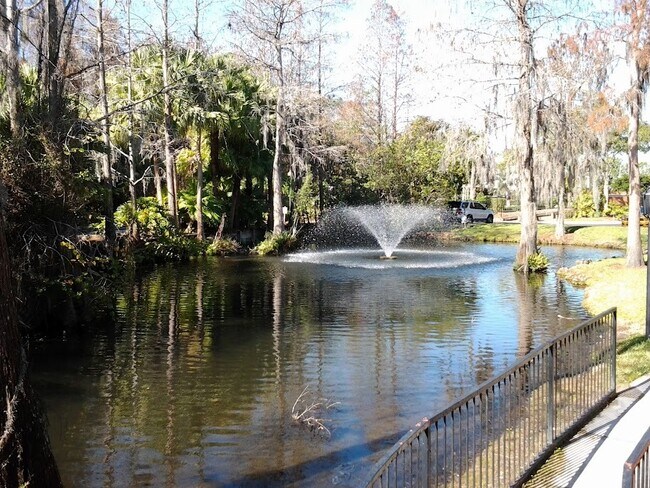 Building Photo - Beautiful Remodeled 2/1 Condo x Rent @ Villa Medici close to Theme Parks!