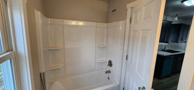 Building Photo - 1045 11th St