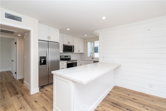 Building Photo - 212 Orange St