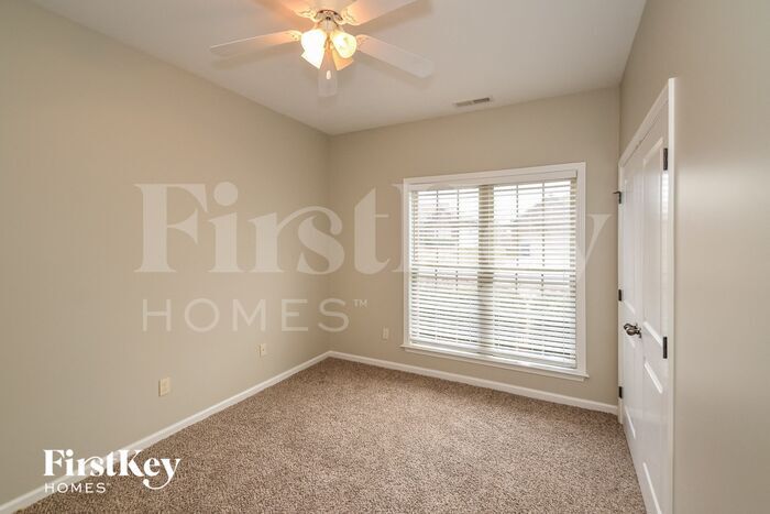 Building Photo - 939 Meriweather Dr