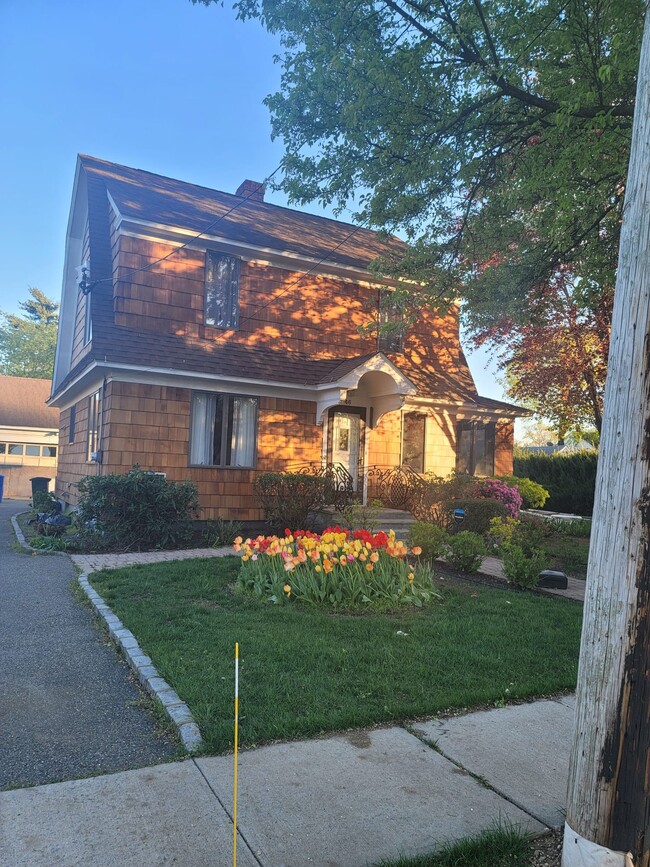 46 Cherry Ln 46 Cherry Ln Hempstead NY 11550 Apartment Finder