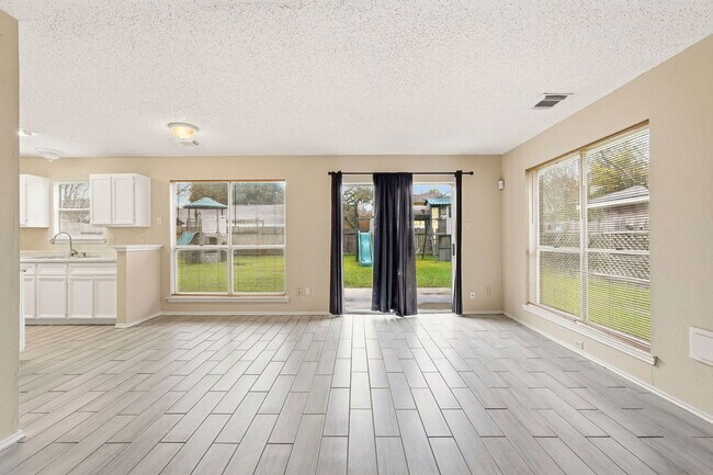 Building Photo - 16623 Red Gully Dr