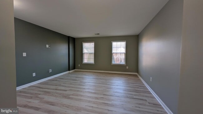 Building Photo - 25501 Emerson Oaks Dr