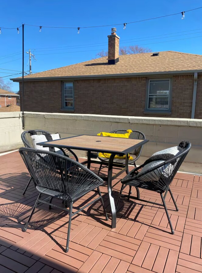 Building Photo - 1802 E Howard Ave