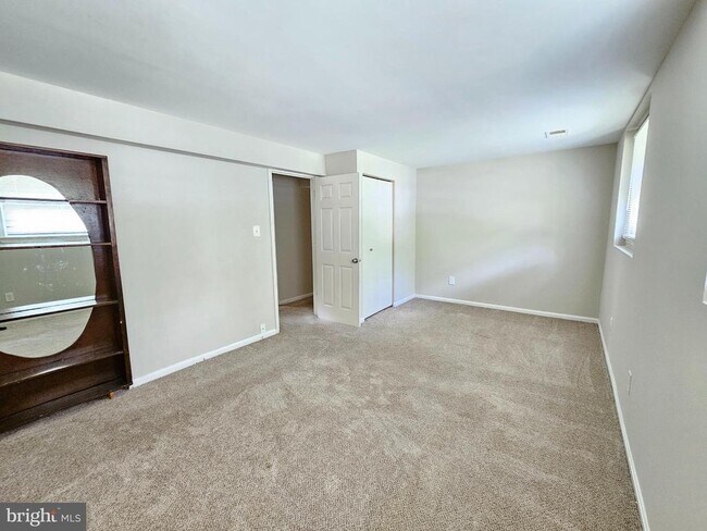 Building Photo - 8505 Cherry Heights Ct