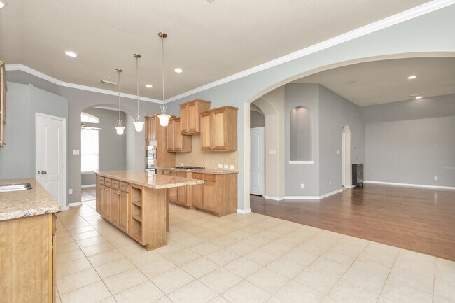 Building Photo - 6630 Larocke Trail
