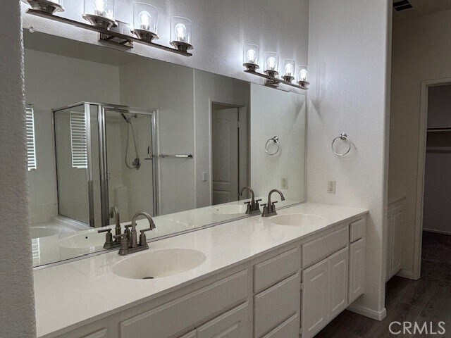 Building Photo - 904 Bergamo Ave