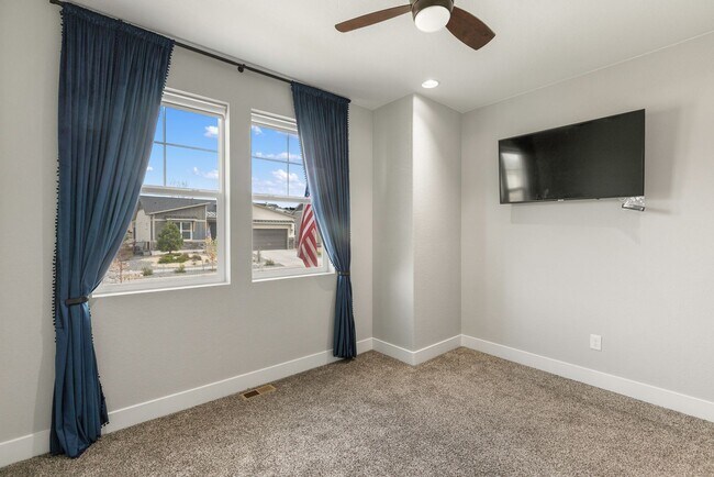 Building Photo - 2131 Seaglass St