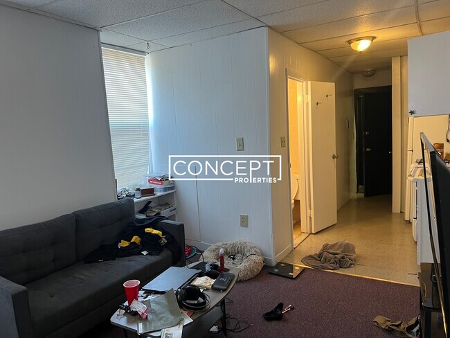 Building Photo - 44A Joy St