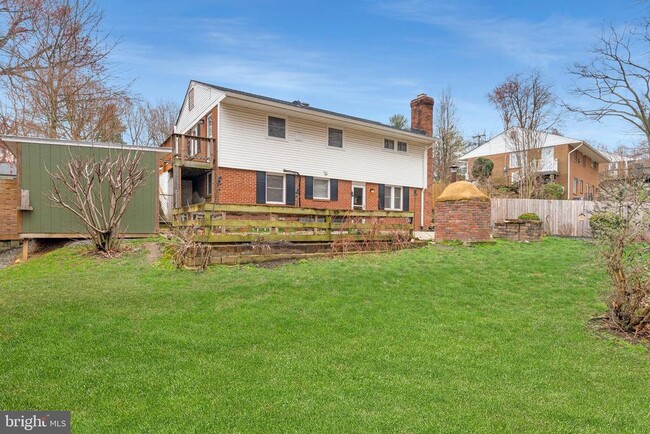 Building Photo - 6329 Gentele Ct