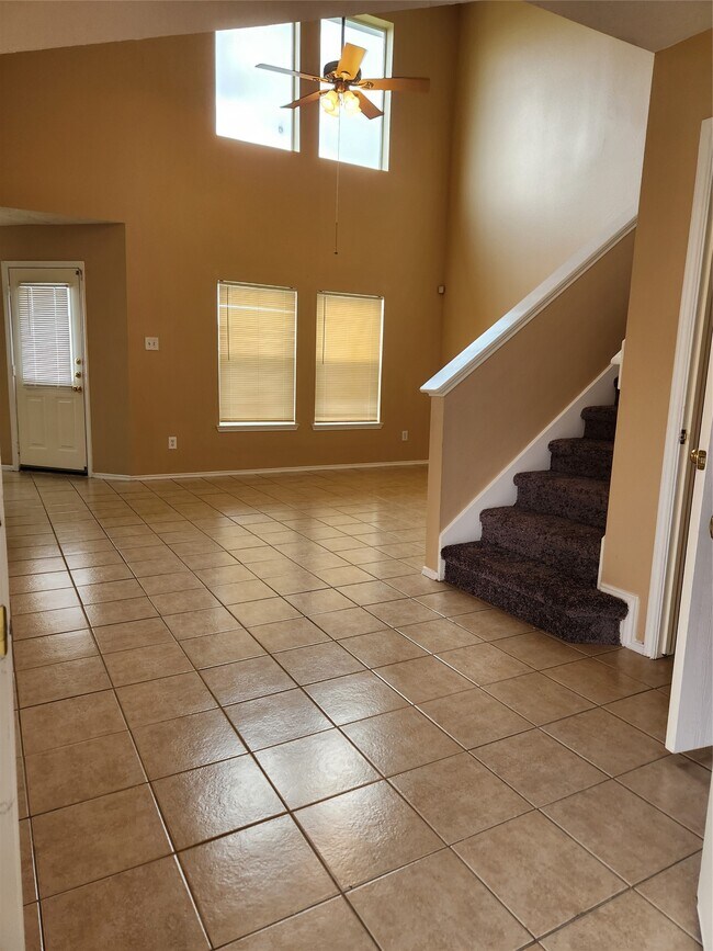 Building Photo - 7346 Cypress Pr Dr