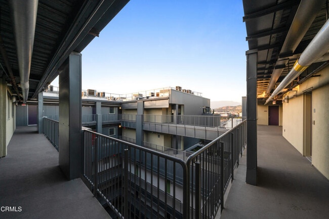 Building Photo - 200 N San Fernando Rd