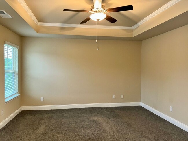 Building Photo - Almost New 4 Bed/2.5 Bath Home in Lovejoy!
