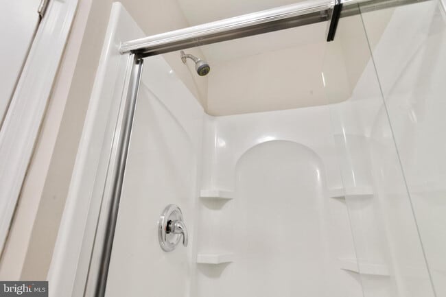 Building Photo - 9418 Paragon Ct