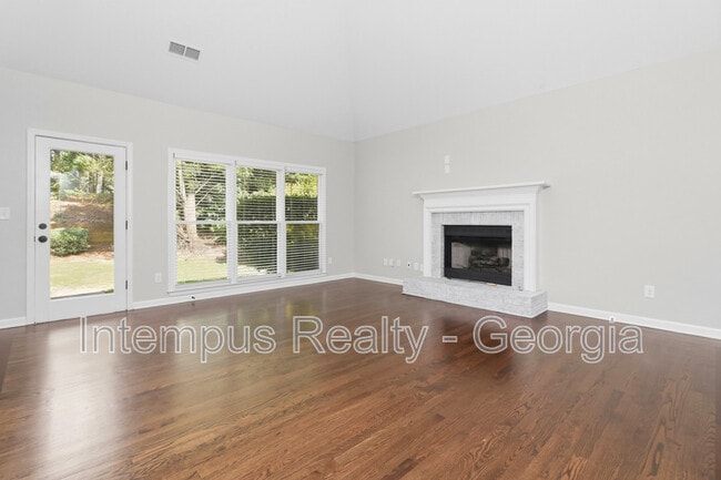 Building Photo - 4241 Moccasin Trail