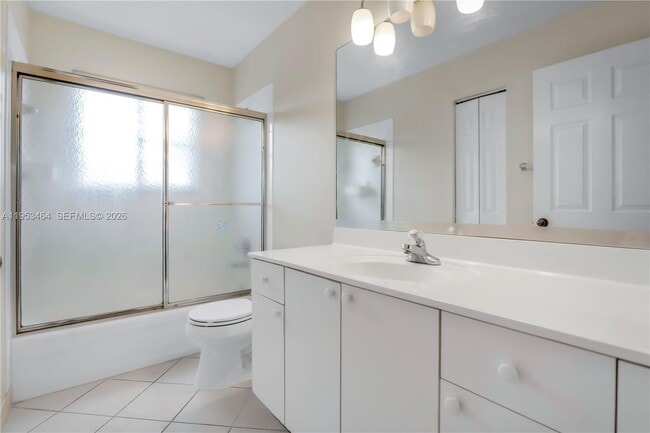 Building Photo - 1042 Bluewood Terrace