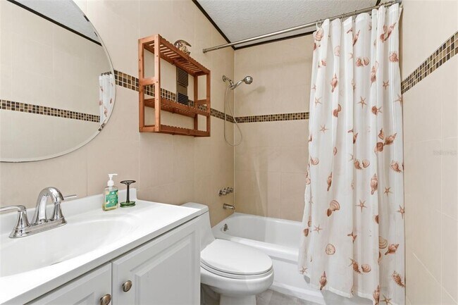 Building Photo - 4805 Cobia Dr SE