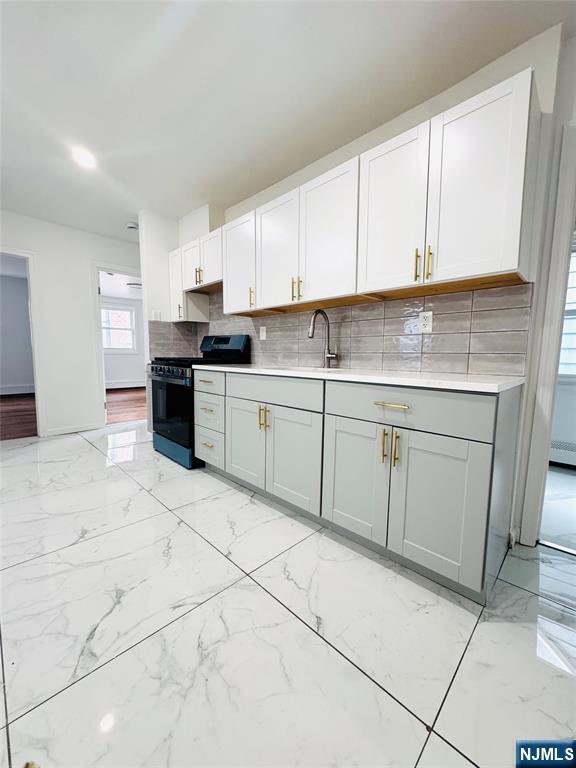 Building Photo - 23 Valley