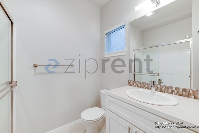 Building Photo - 19225 Damson Rd