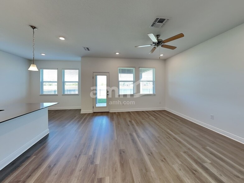 Building Photo - 5319 Grindstone Run