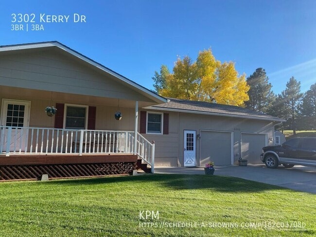 Building Photo - 3302 Kerry Dr