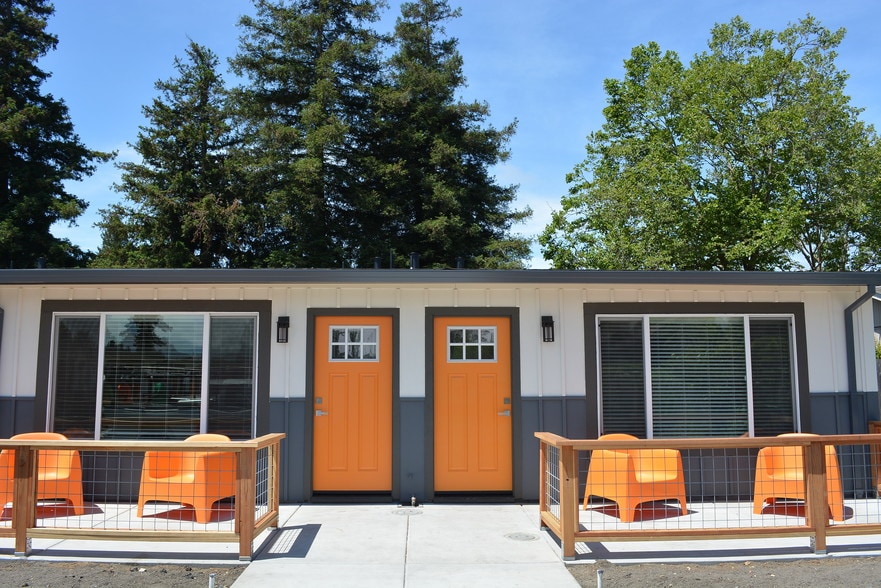 Primary Photo - Access @ Rohnert Park