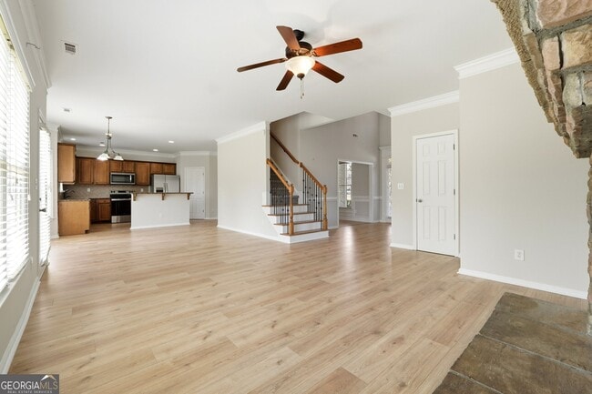 Building Photo - 715 Arbor Cove