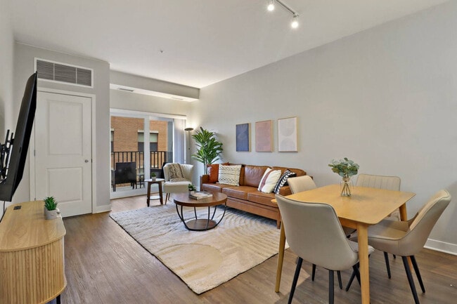 Building Photo - 255 N Addison Ave