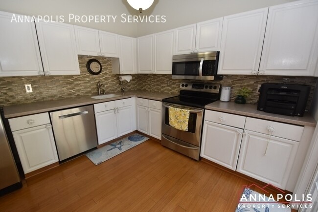 Building Photo - 953 Windwhisper Ln