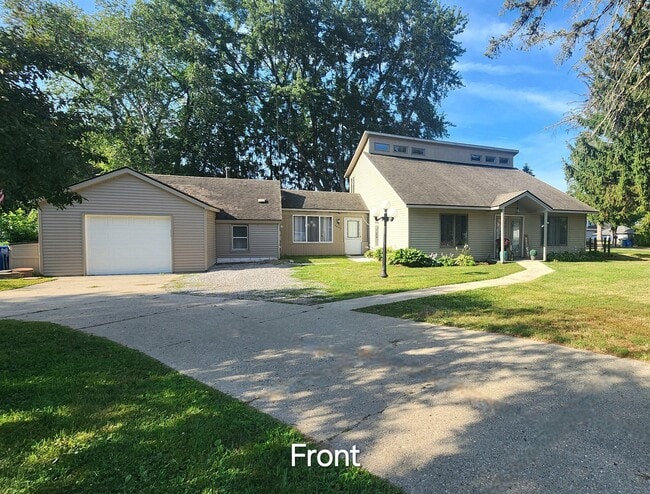 Building Photo - 3697 Floretta St