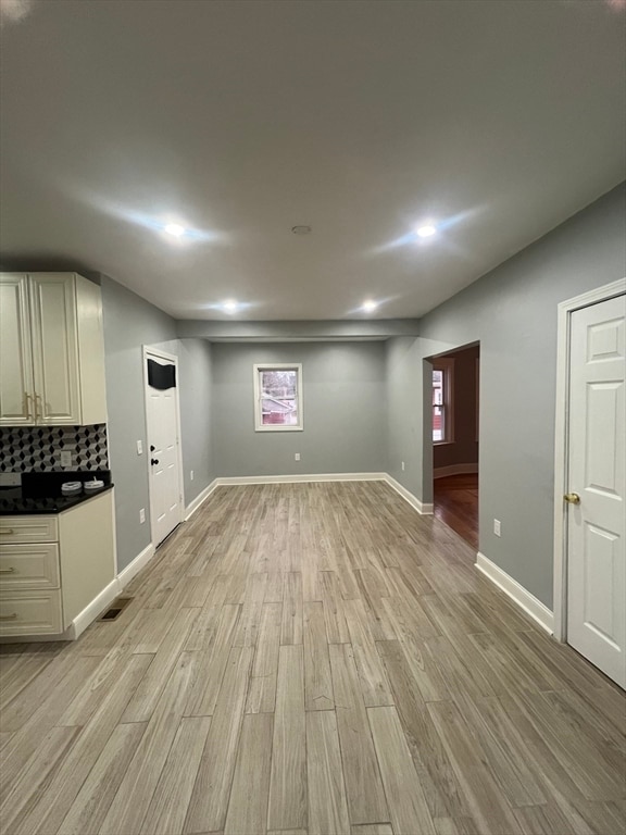 Building Photo - 62 Moraine St