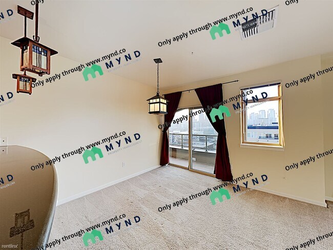 Building Photo - 1000 Aurora Ave N